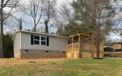409 Simms School Rd, Central, SC 29630 photo 3