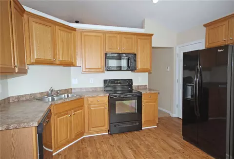 113 Hickory Run Dr, Easley, SC 29642 photo 8