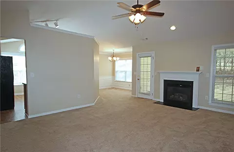 113 Hickory Run Dr, Easley, SC 29642 photo 3