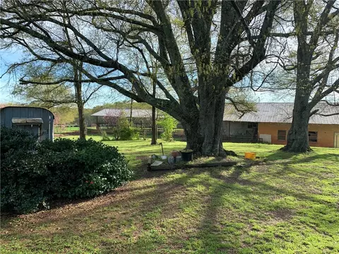 110 Murphy Dr, Starr, SC 29684 photo 25