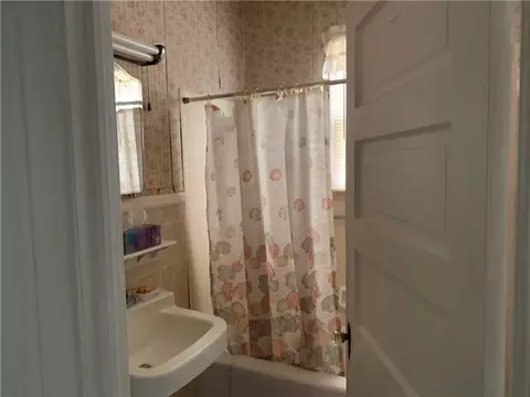 110 Murphy Dr, Starr, SC 29684 photo 8