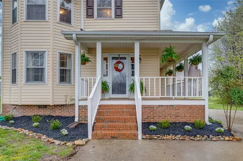 105 Allison Ct, Easley, SC 29642 photo 7