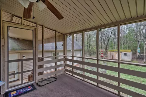 300 Hamilton Forest Dr, Easley, SC 29640 photo 9
