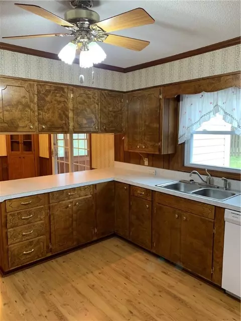 208 Raines Rd, Pickens, SC 29671 photo 12