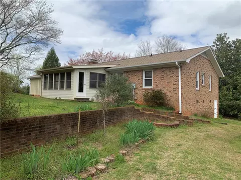 208 Raines Rd, Pickens, SC 29671 photo 32