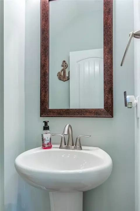 351 Avendell Dr, Easley, SC 29642 photo 9