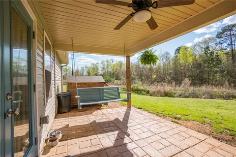 165 Madison Pointe Dr, Seneca, SC 29678 photo 8