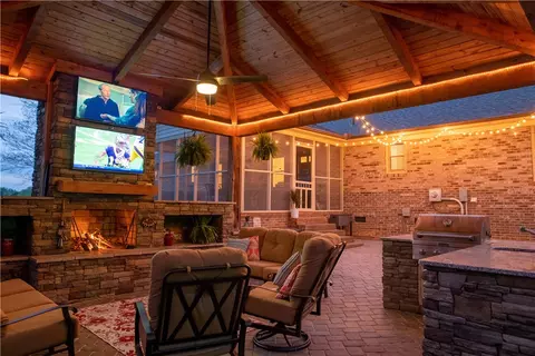 548 Cooley Bridge Rd, Pelzer, SC 29669 photo 7