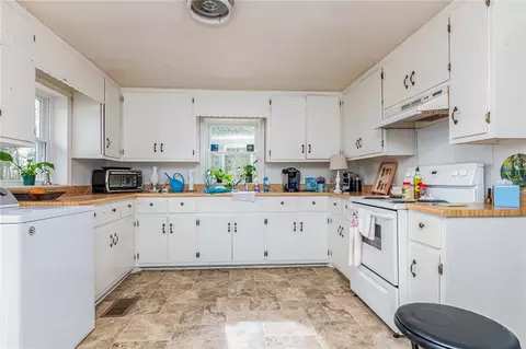 1039 Johnson Rd, Easley, SC 29642 photo 6