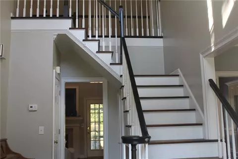 335 Camperdown Ct, Easley, SC 29642 photo 2