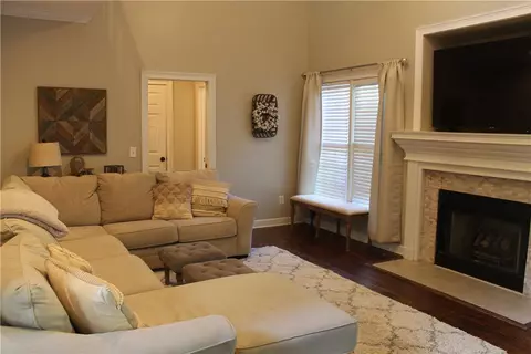 335 Camperdown Ct, Easley, SC 29642 photo 3