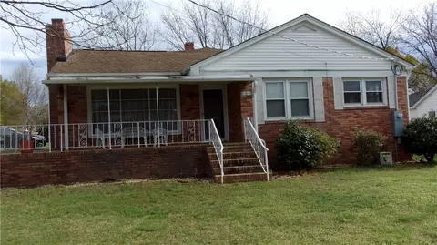 206 Grant St, Easley, SC 29640 photo 1