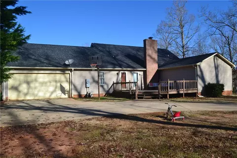 436 Mcelrath Rd, Starr, SC 29684 photo 5