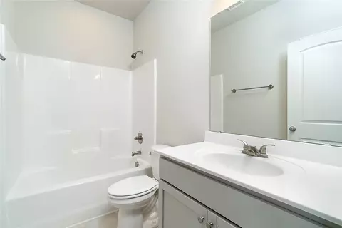 520 W 2nd Ave, Easley, SC 29640 photo 10