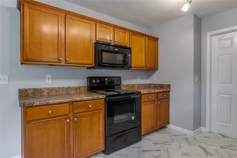 108 E King Rd, Greer, SC 29651 photo 12