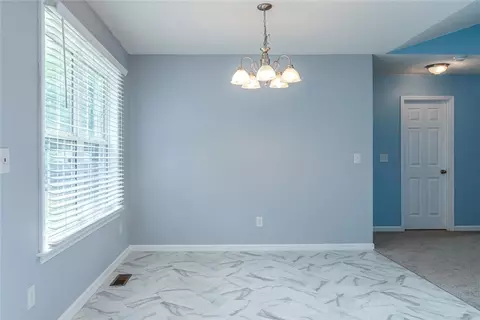 108 E King Rd, Greer, SC 29651 photo 4