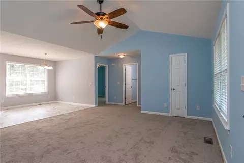 108 E King Rd, Greer, SC 29651 photo 7