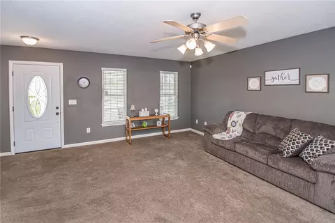 112 Glazed Oak Dr, Easley, SC 29640 photo 8