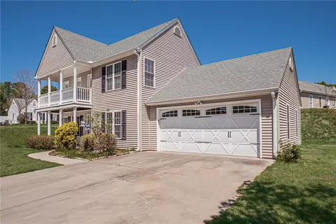 112 Glazed Oak Dr, Easley, SC 29640 photo 2