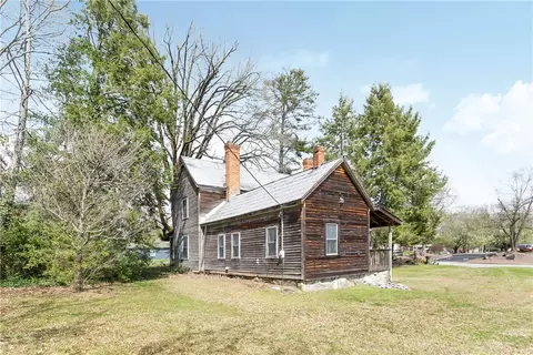 802 E Main St, Walhalla, SC 29691 photo 6