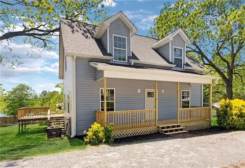308 Barton St, Easley, SC 29640 photo 2