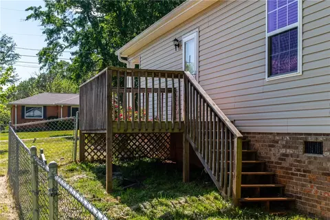 200 Whitten St, Easley, SC 29640 photo 24