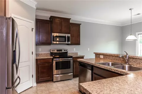 212 Shale Dr, Easley, SC 29642 photo 9