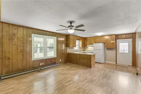 16 E Glendale St, Honea Path, SC 29654 photo 8