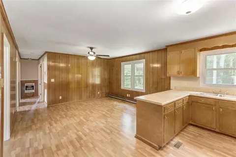 16 E Glendale St, Honea Path, SC 29654 photo 10