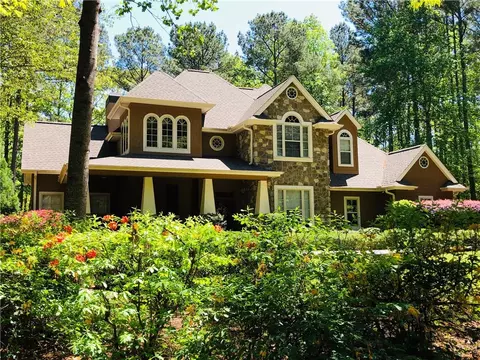 408 E Waterside Dr, Seneca, SC 29672 photo 3