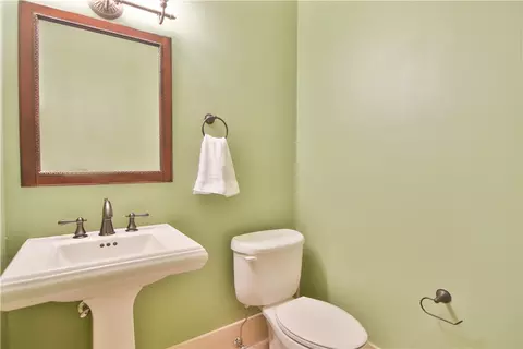 408 E Waterside Dr, Seneca, SC 29672 photo 35