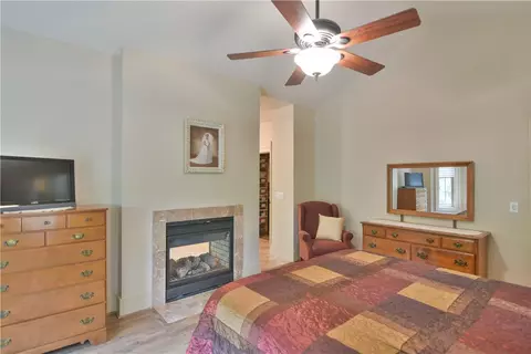 408 E Waterside Dr, Seneca, SC 29672 photo 28