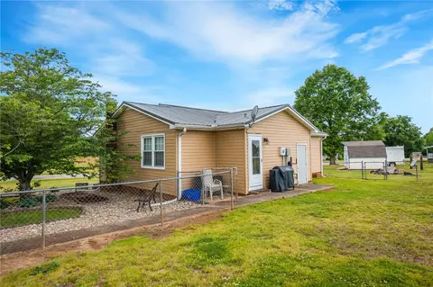 468 Robinson Bridge Rd, Central, SC 29630 photo 8