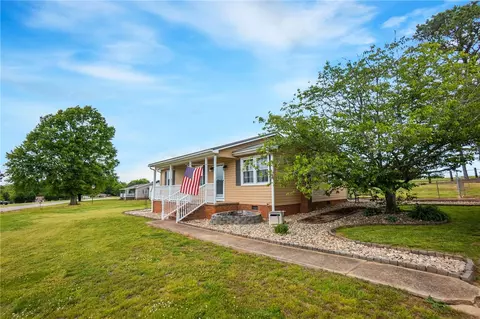 468 Robinson Bridge Rd, Central, SC 29630 photo 2