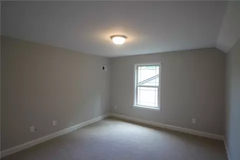 348 S Stonegate Dr, Seneca, SC 29678 photo 11