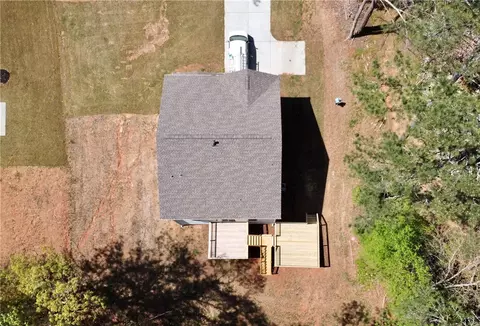 632 Brock St, Central, SC 29630 photo 4