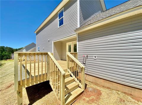 131 Sunny Point Loop, Central, SC 29630 photo 4