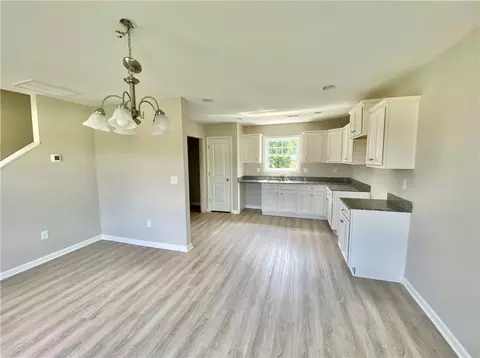 135 Sunny Point Loop, Central, SC 29630 photo 7
