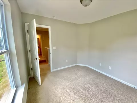 135 Sunny Point Loop, Central, SC 29630 photo 15