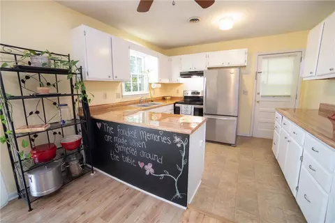 116 Briar Ln, Central, SC 29630 photo 5