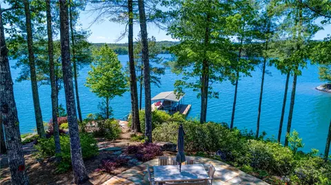 310 Wind Flower Dr, Sunset, SC 29685 photo 6