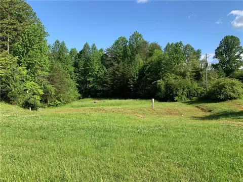 136 Old Home Rd, Sunset, SC 29685 photo 2