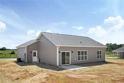117 Dickard Rd, Walhalla, SC 29691 photo 9