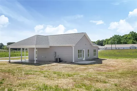 113 Dickard Rd, Walhalla, SC 29691 photo 9