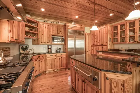 185 Hemlock Cove Rd, Sunset, SC 29685 photo 13