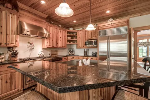 185 Hemlock Cove Rd, Sunset, SC 29685 photo 11