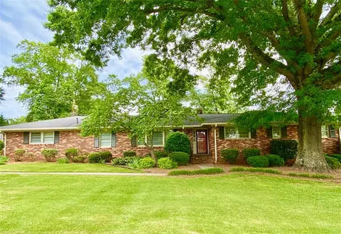 2810 Echo Trl, Anderson, SC 29621 photo 1
