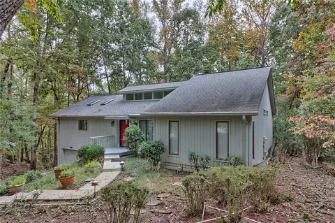 8 Commodore Dr, Salem, SC 29676 photo 1