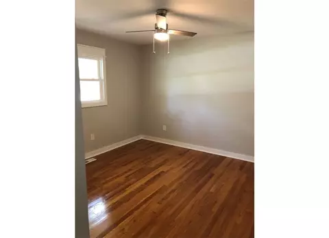 130 Pineview Dr, Easley, SC 29642 photo 9