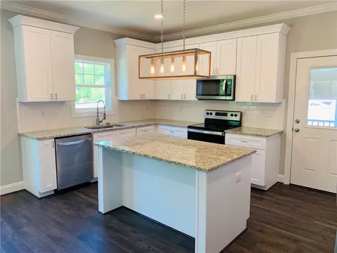 207 Pendleton Street Ext, Pickens, SC 29671 photo 7